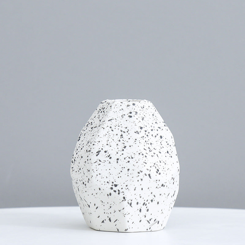 Geometrische dekorative Keramikvase Karnz