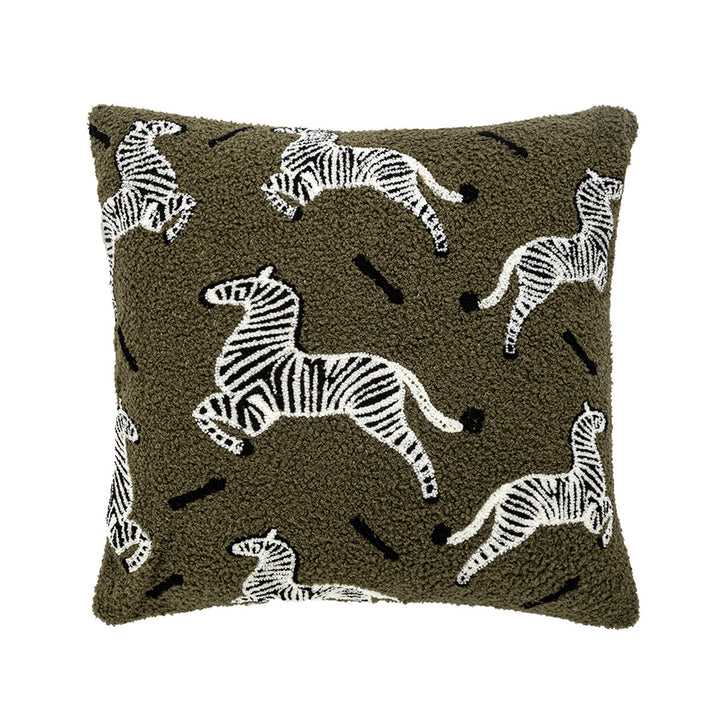 Quadratischer Zierkissenbezug im Teddy‑Bouclé mit erhabener Zebra‑Tuftapplikation Karnz