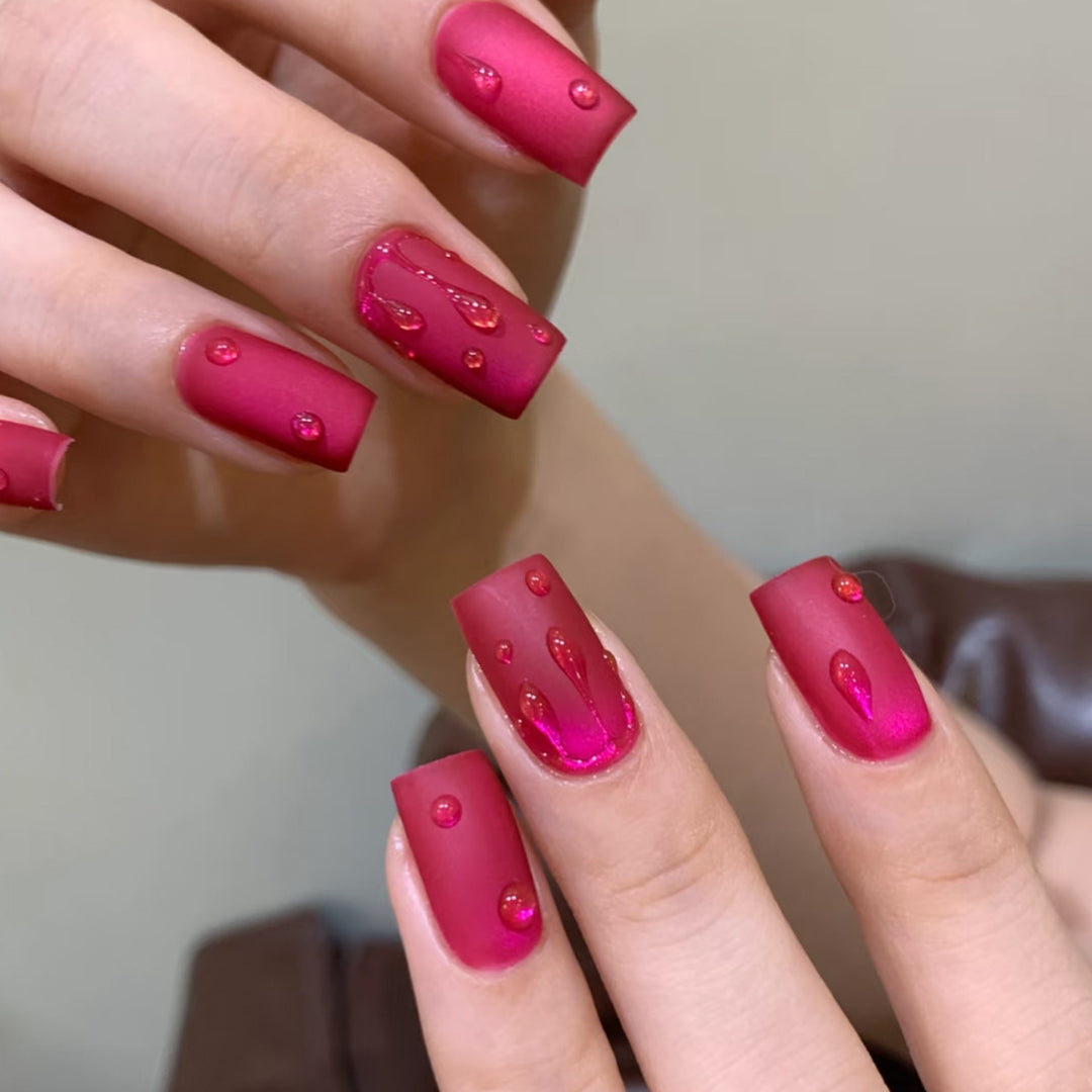 Künstlerische 3D Overlay Nagelkunst Karnz