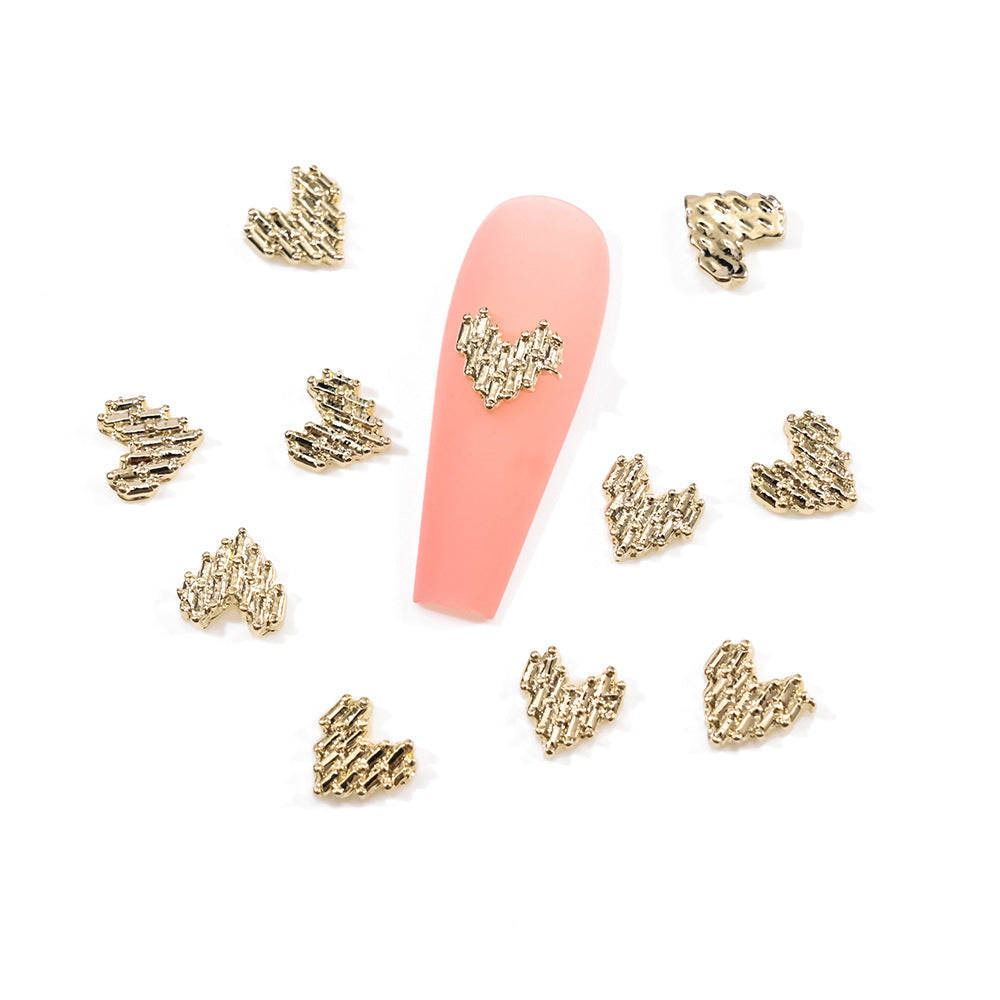 Herzförmige Nagelkunst Charms