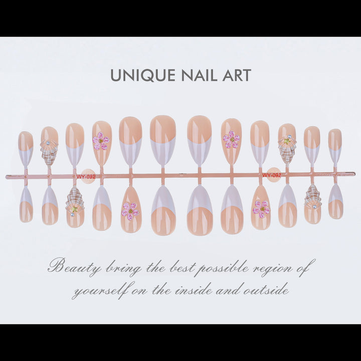 Elegantes florales Akzent Press-On-Nagelset Karnz