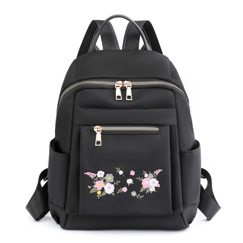 Floral Bestickter Rucksack Karnz