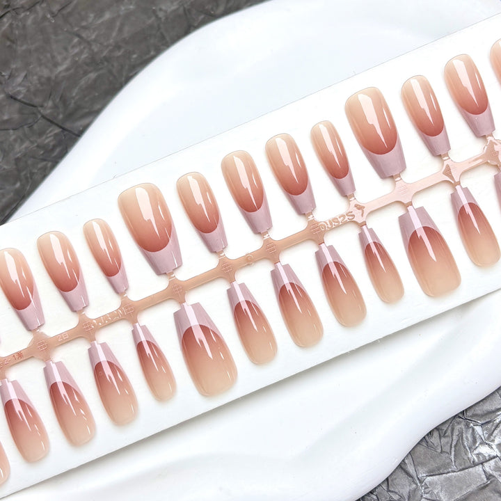 Elegantes Press-On-Nagelset 1790745710