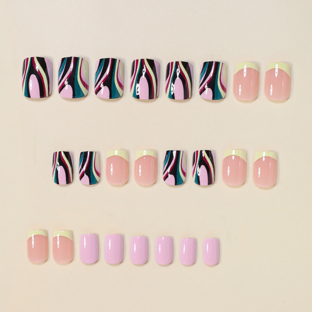 Künstlerisches französisches Nageldesign Karnz
