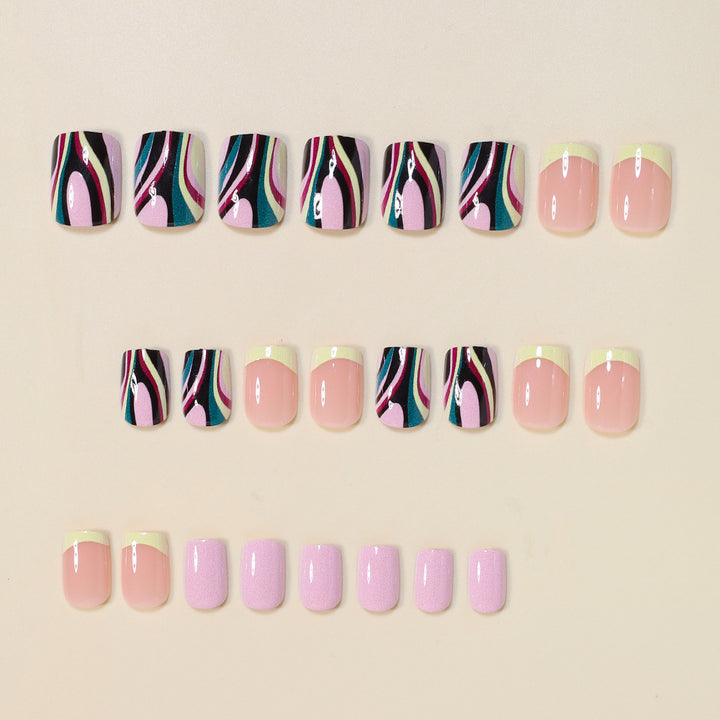 Künstlerisches französisches Nageldesign Karnz