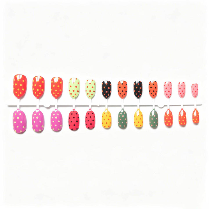 Künstlerisches Polka-Dot-Nagelkunst-Design-Kit