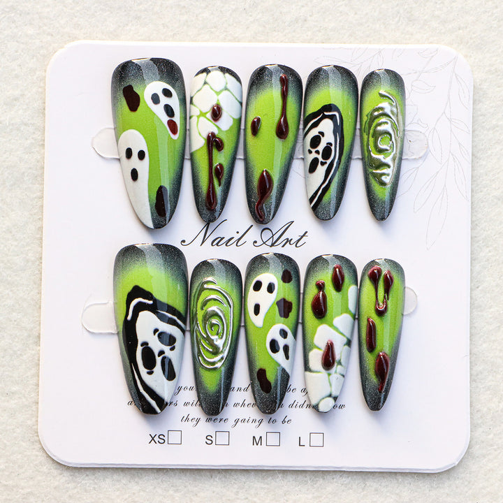 Künstlerisches Press-On Nail Set mit einzigartigen Halloween-Designs Karnz