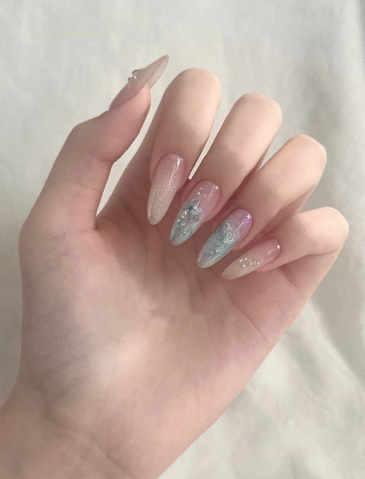 Künstlerische Glitter Stiletto Nagelverzierung