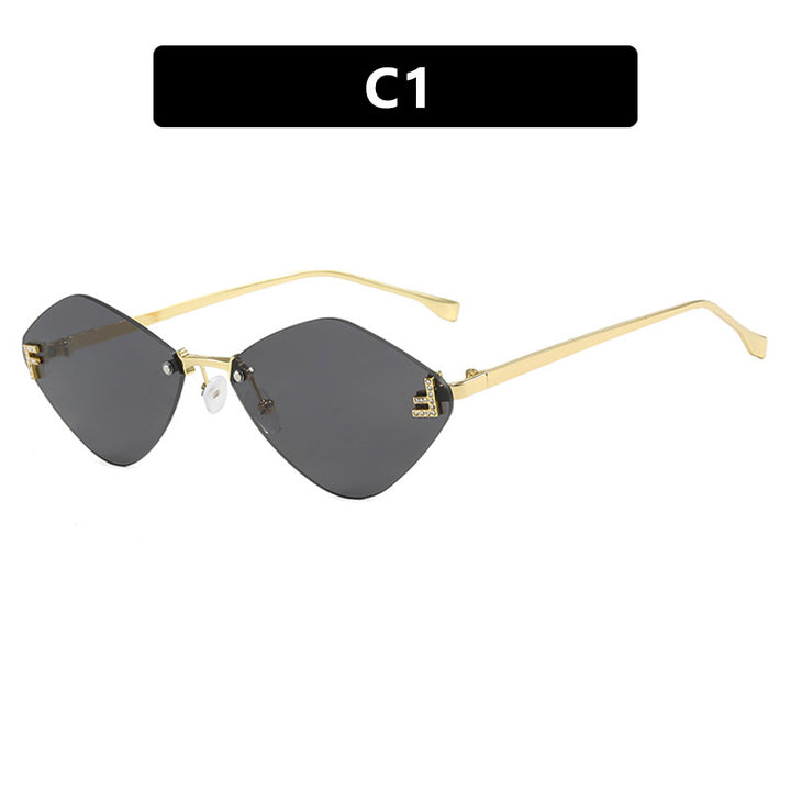 Damen geometrische Sonnenbrille im extravaganten Design mit gradienten Gläsern Karnz