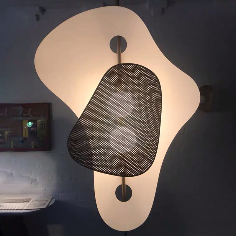 Abstract Stehlampe mit einzigartigem organischen Design
