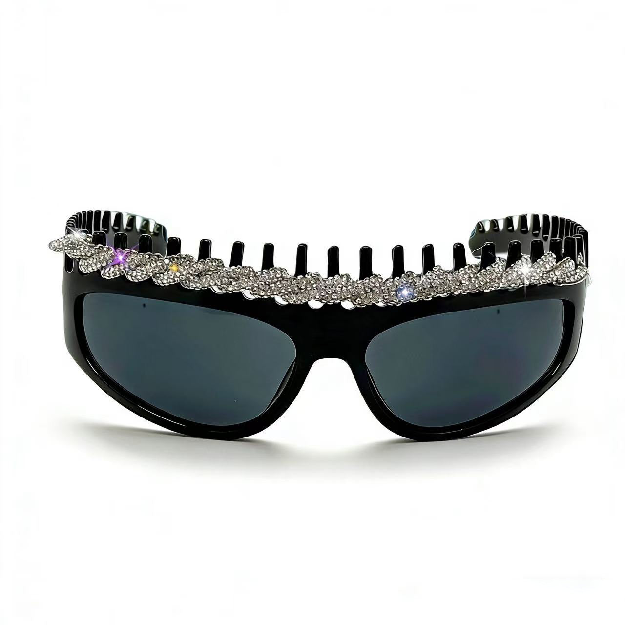 Damen Sportliche Sonnenbrille mit kunstvollem Design und funkelnden Akzenten Karnz