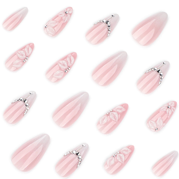 Acryl-Nagelverlängerungen mit elegantem Blumen-Design Karnz