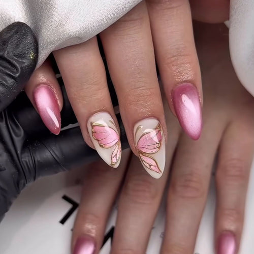 Elegante Schmetterlingsblumen-Nagelkunst-Erweiterungen Karnz