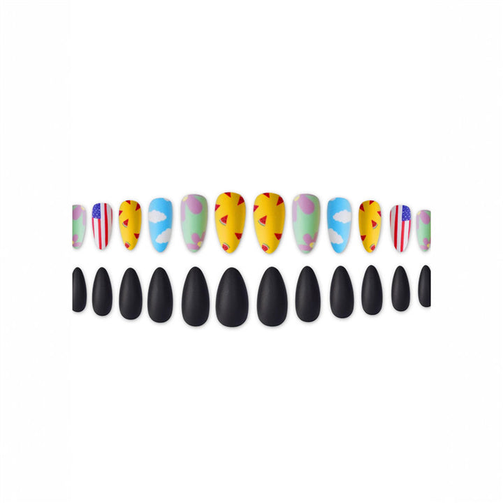 Kreatives thematisiertes Press-On-Nagelset Karnz