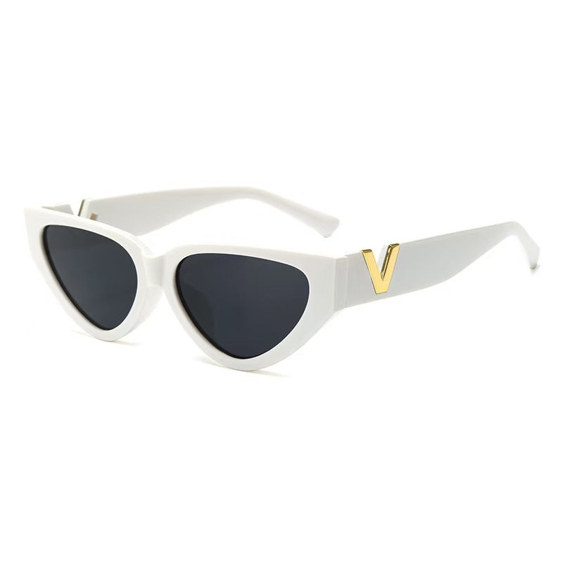 Damen Cat-Eye Sonnenbrille mit goldenen Akzenten Karnz