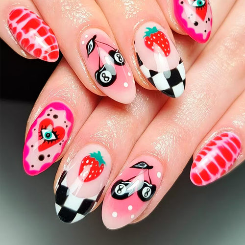 Kreative Kunstnägel mit Fruchtigen Motiven und Auffälligen Designs Karnz