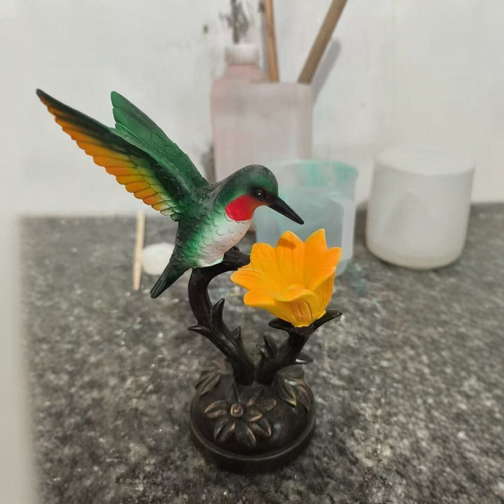 Dekorative Hummingbird-Skulptur Karnz