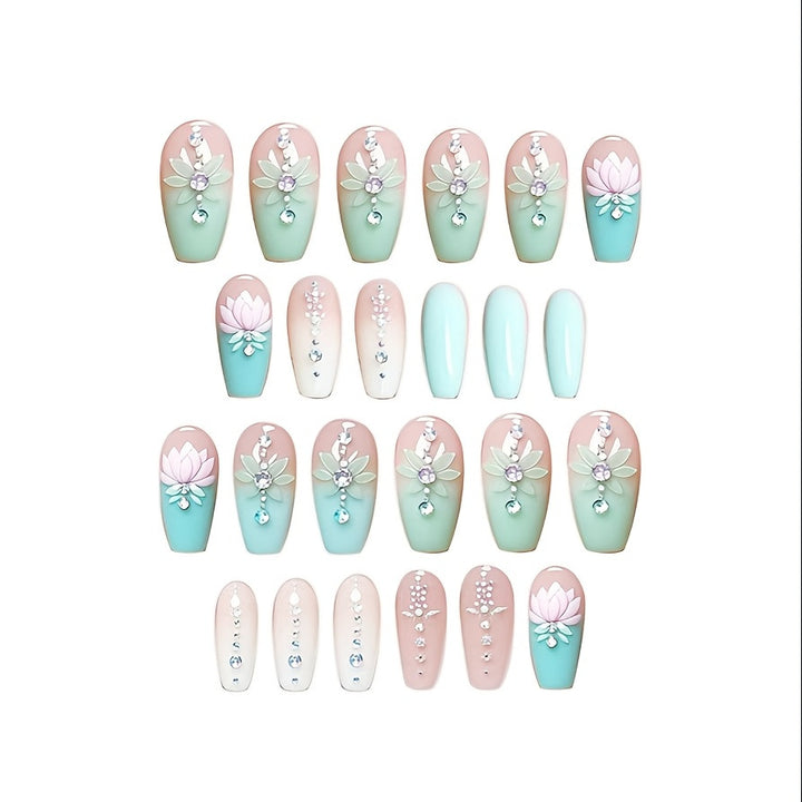 Floral und Edelstein Nagelkunst Verlängerungen Karnz