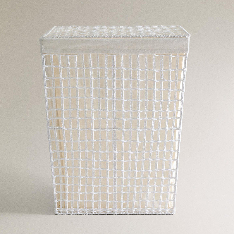 Moderner Wäschekorb mit gesticktem Muster Karnz