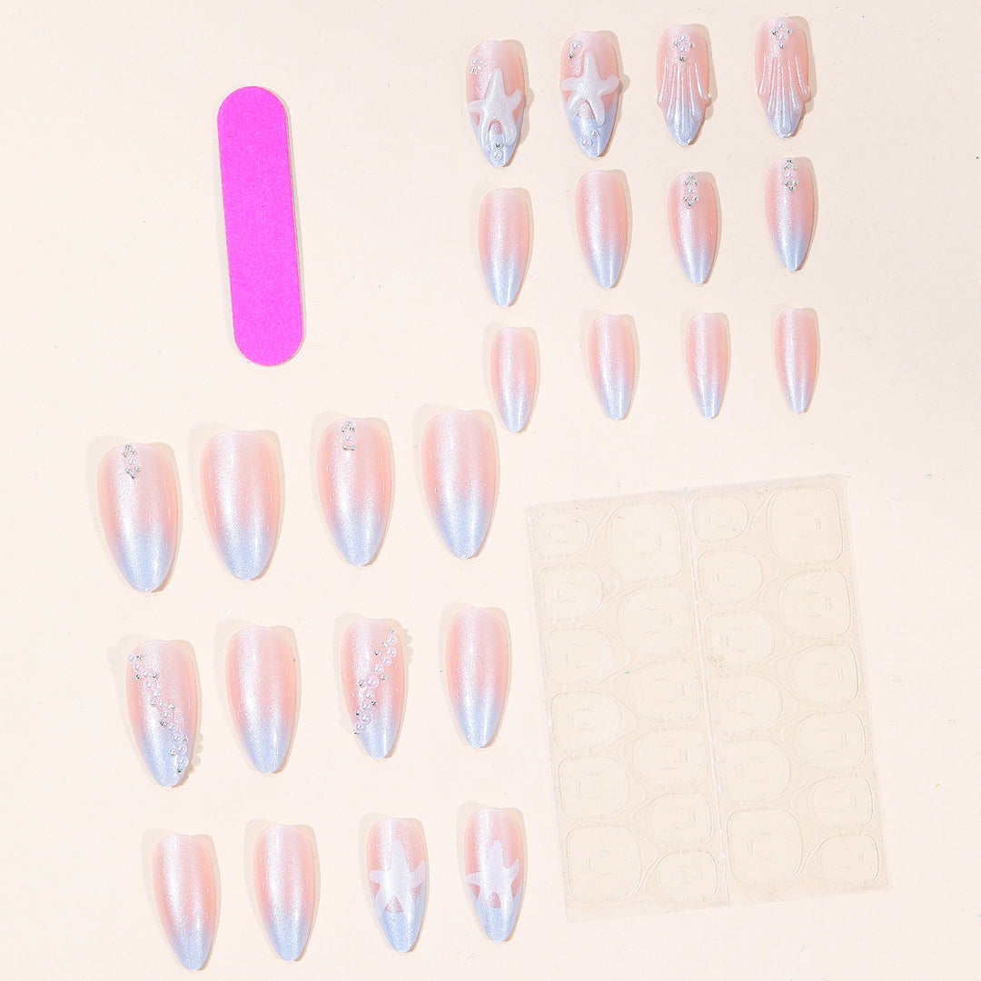 Elegante Perlen Acryl Nagelkunst Karnz