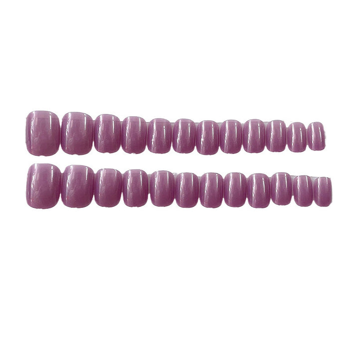Glänzende Press-On-Nageltips mit elegantem Finish
