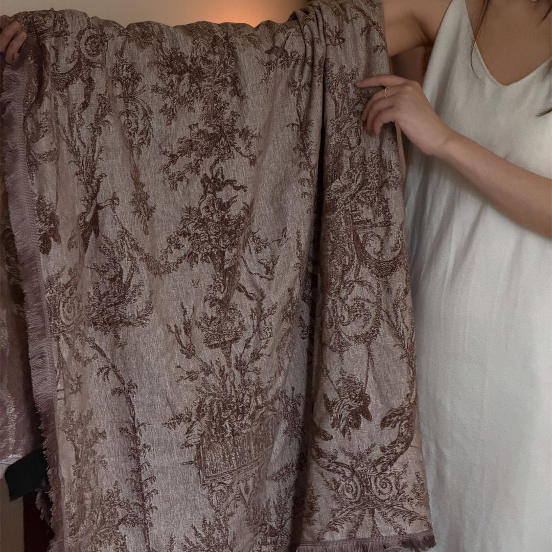 Dekorative Jacquard-gewebte Wurfdecke mit Fransenrand