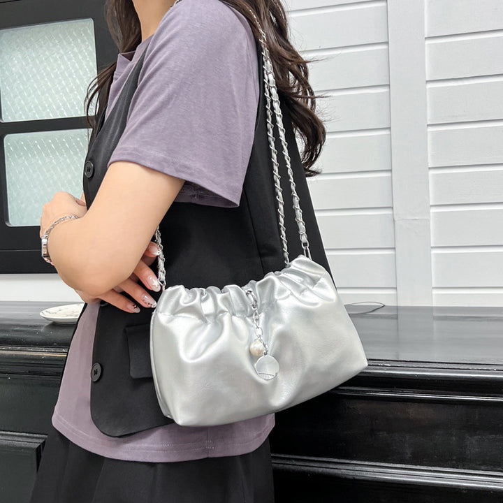 Elegante mini-Handtasche mit Kettenakzent