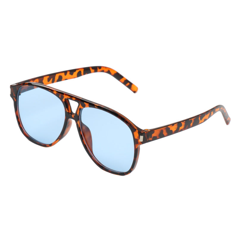 Damen modische Sonnenbrille mit einzigartigem Leopardendetail Karnz