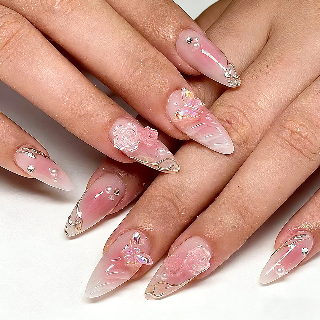 Kunstnagelset mit eleganten blühenden 3D-Verzierungen Karnz 1788236934