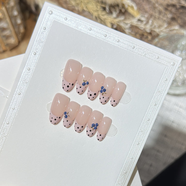 Press-On Nail Set Karnz