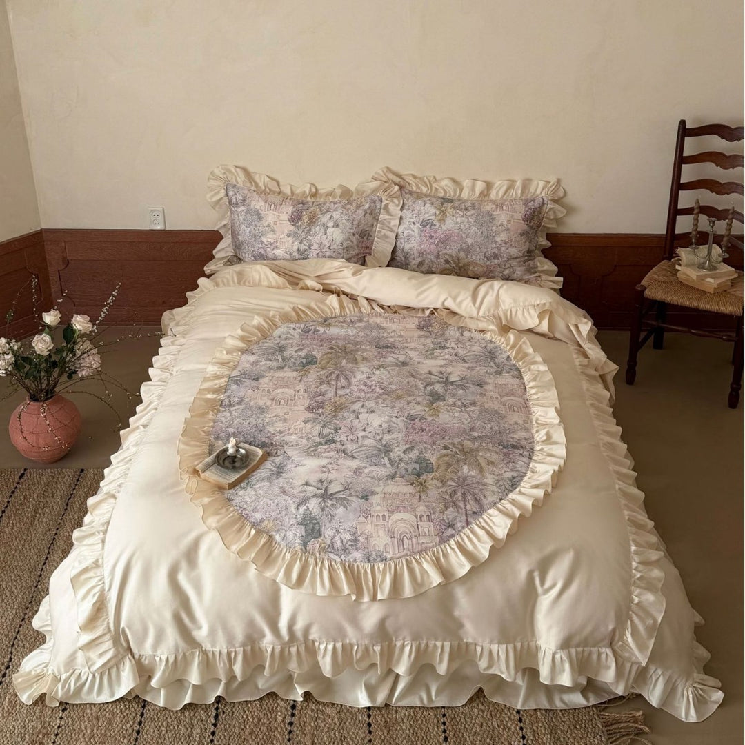 Romantisches Satin-Bettwäsche-Set mit Volant und feinem Toile-Print