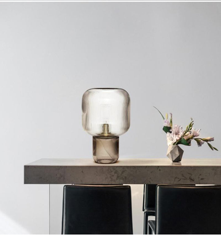 Elegante Glas Rippentischlampe