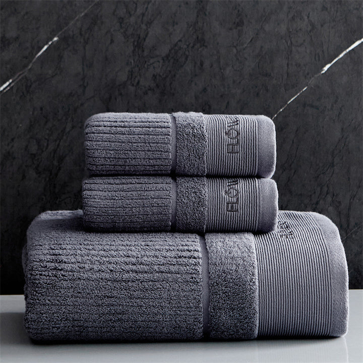Luxuriöses Frottier-Handtuch-Set aus Baumwollvelours mit Rippenstruktur