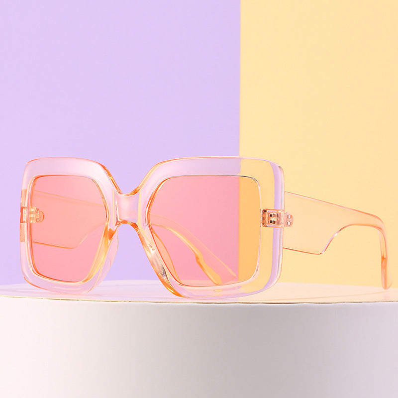 Überdimensionale Statement-Sonnenbrille Karnz