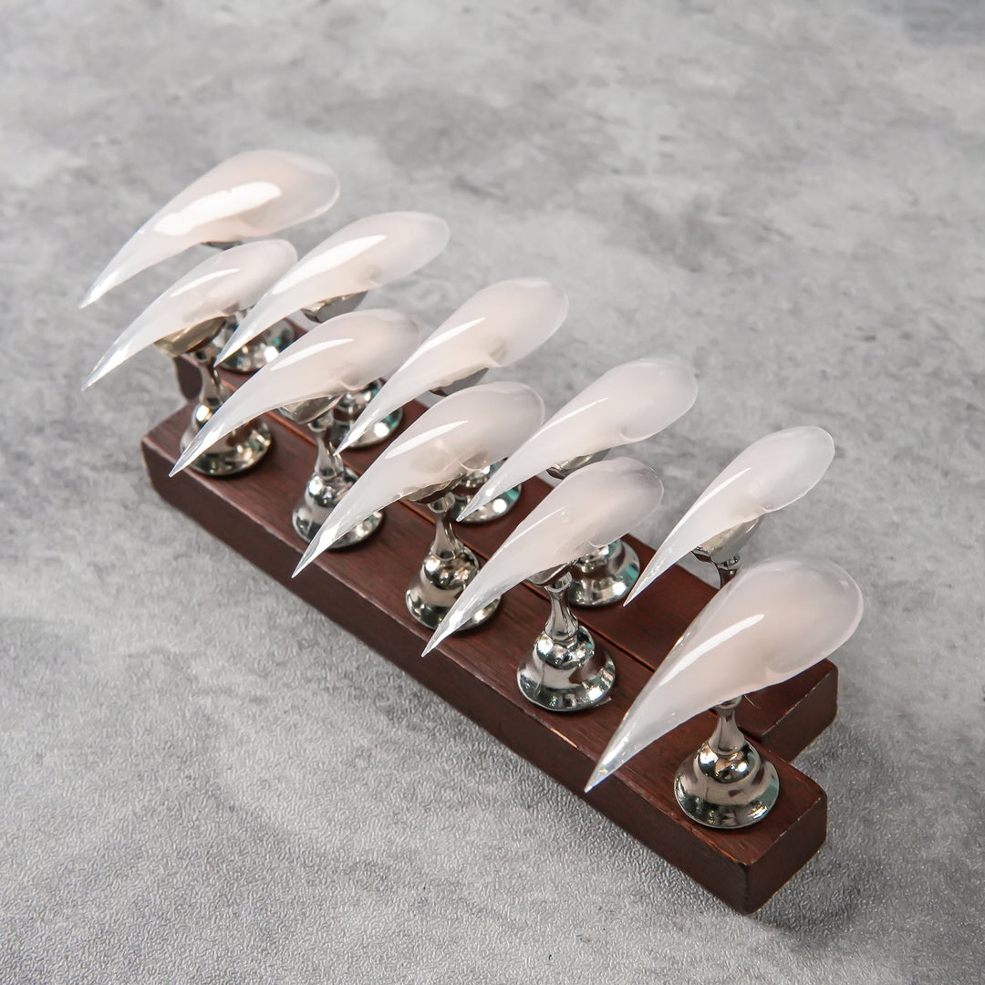 Elegante Stiletto Press-On Nagelspitzen