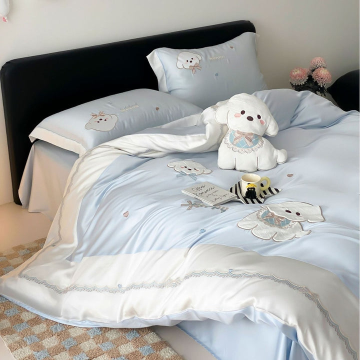 Kinder-Bettwäsche-Set aus Baumwollsatin mit bestickten Hund-Applikationen und Kuschelplüschtier