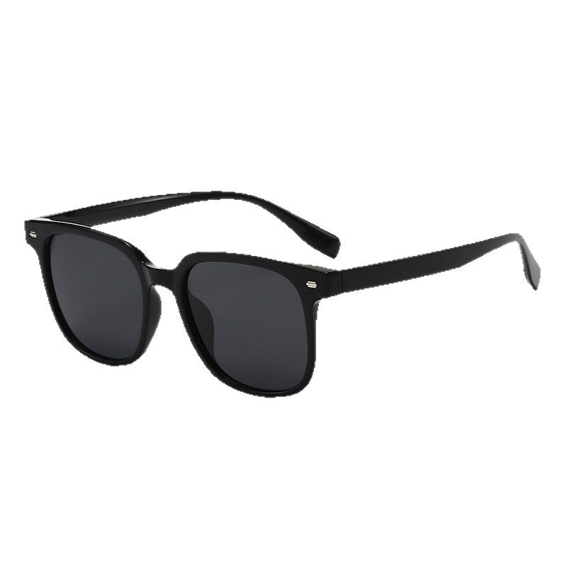 Damen moderne quadratische Sonnenbrille mit stilvollem, transparentem Rahmen Karnz