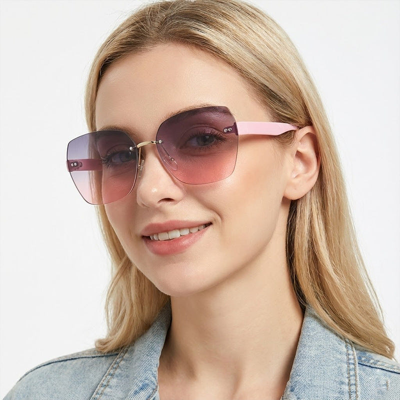 Damen Modische Schildpatt-Sonnenbrille mit goldenen Akzenten Karnz