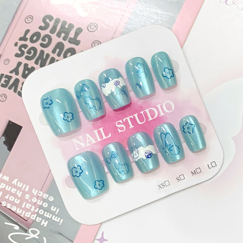 Kunstvolle Künstliche Nägel mit Blumen-Design Karnz
