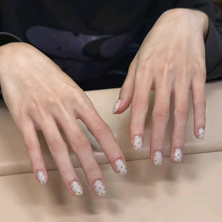 Trendige Grafik Nagelkunst Set Karnz