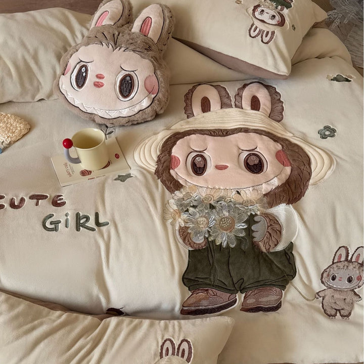 Plush Appliqué Embroidered Reversible Duvet Cover Set with Pillow Shams