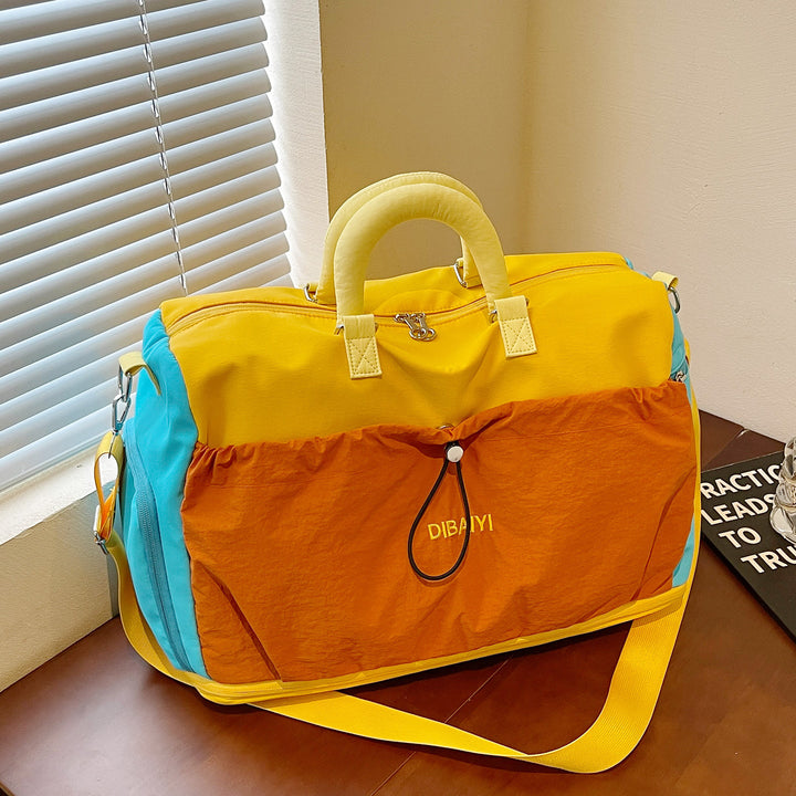 Stilvoller multifunktionaler Reisetasche Karnz