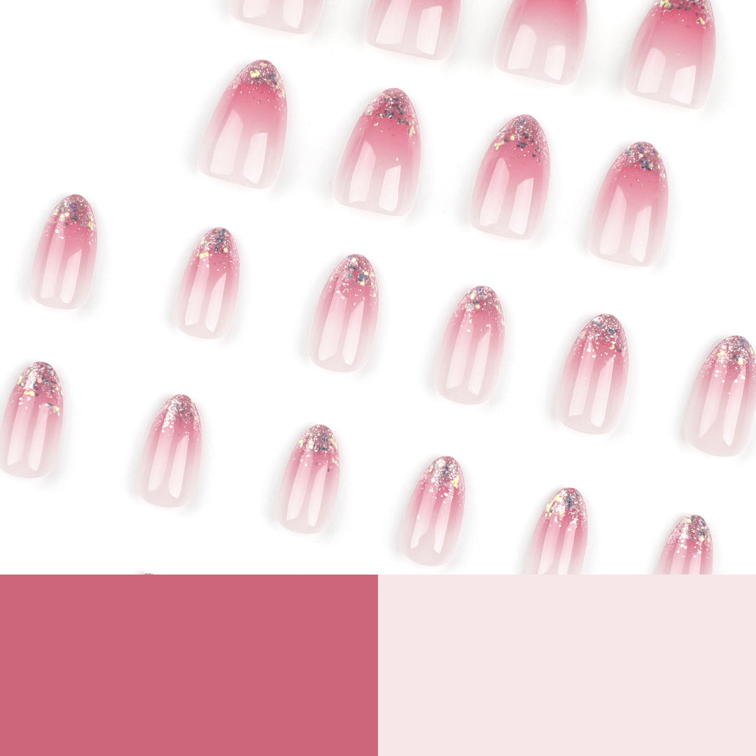Glitzernde Nagelkunst mit Ombre-Effekt Karnz