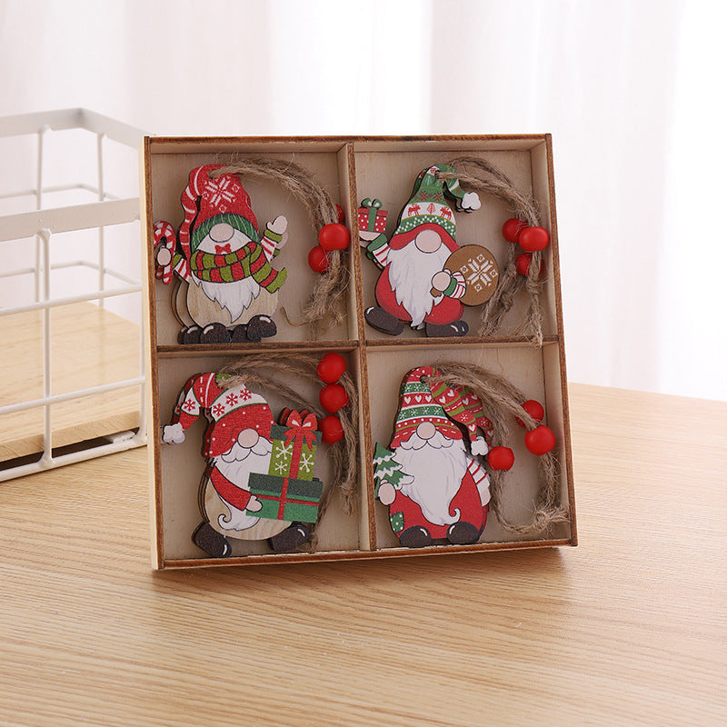 Dekorative Weihnachtsanhänger im Gnom-Design Karnz