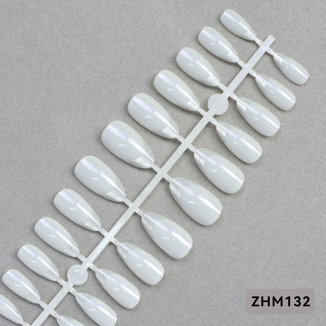 Elegante Press-On Nagelspitzen Karnz