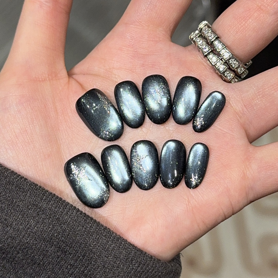 Kunstnagelspitzen Im Eleganten Design Karnz