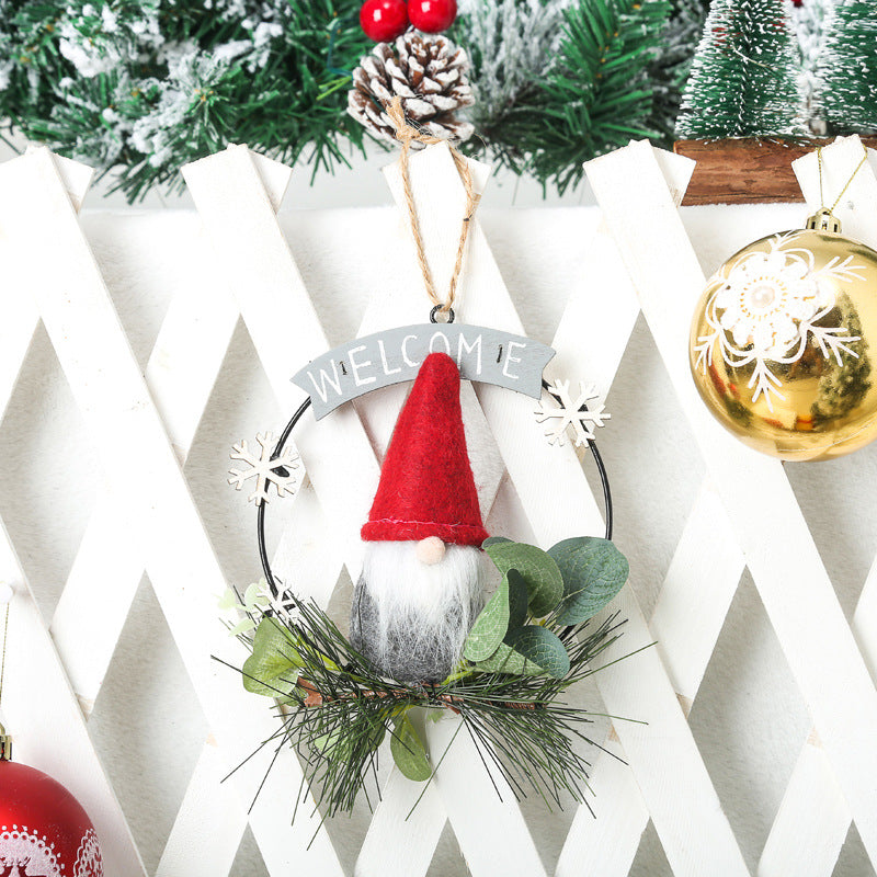 Dekorative Weihnachtskranz mit Gnome-Motiv Karnz