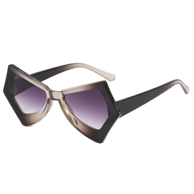 Damen polygonale Sonnenbrille im extravaganten Design Karnz