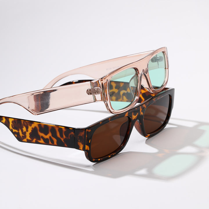 Damen stilvolle Vintage-Sonnenbrille mit transparentem Rahmen und leicht getönten Gläsern Karnz