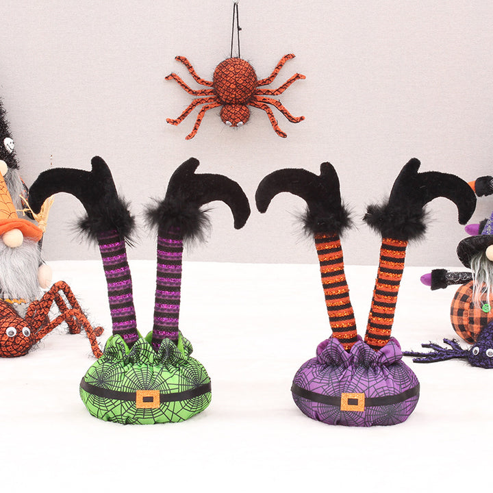 Skurrile Halloween-Tischfigur mit stehenden Hexenbeinen und Spinnennetz-Sack